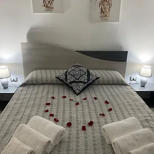 Momenti E Monumenti Hébergement de vacances Palerme